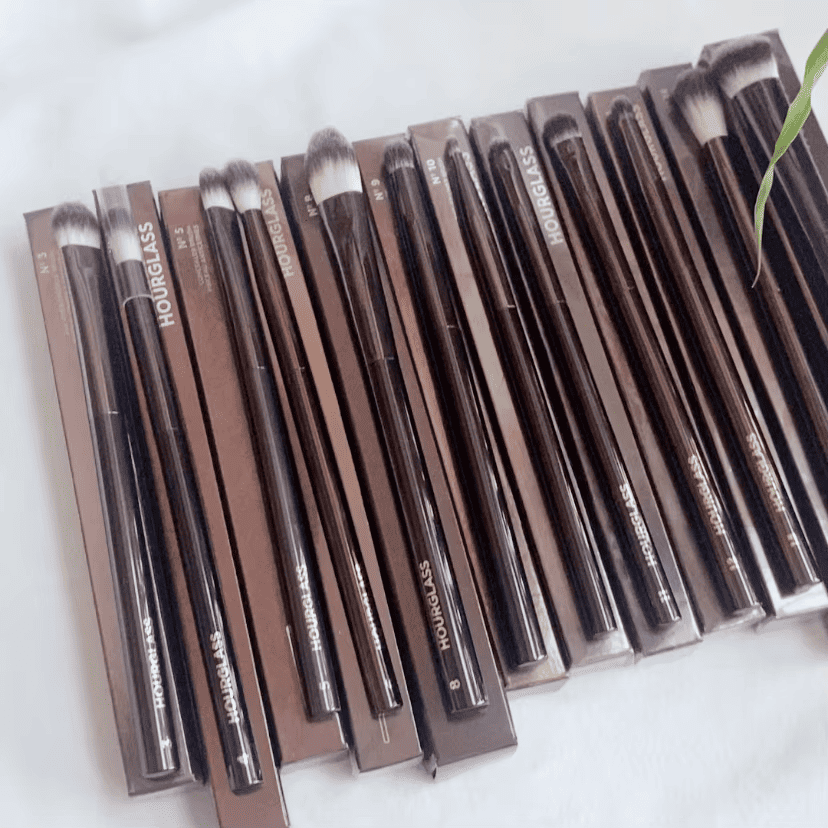 how to choose eye makeup brushes