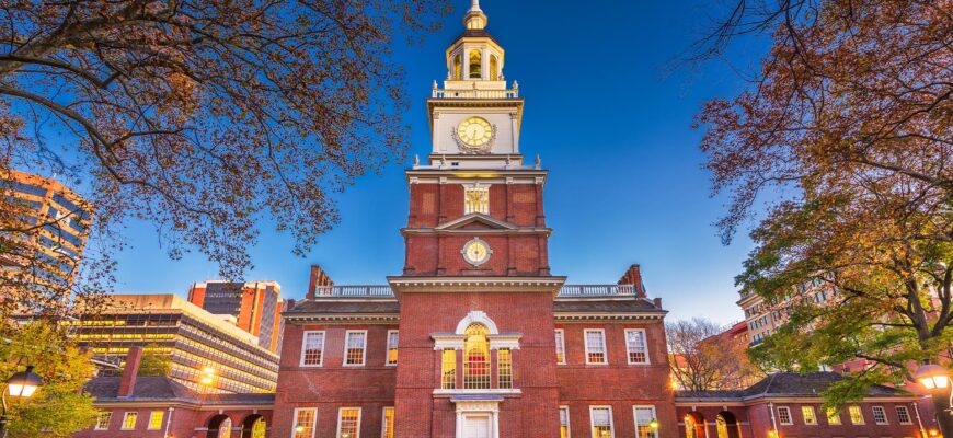 History at Your Fingertips: Visiting Independence Hall Made Easy