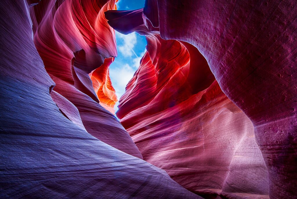 The Beauty of Antelope Canyon: An Arizona Travel Guide You Can't Miss