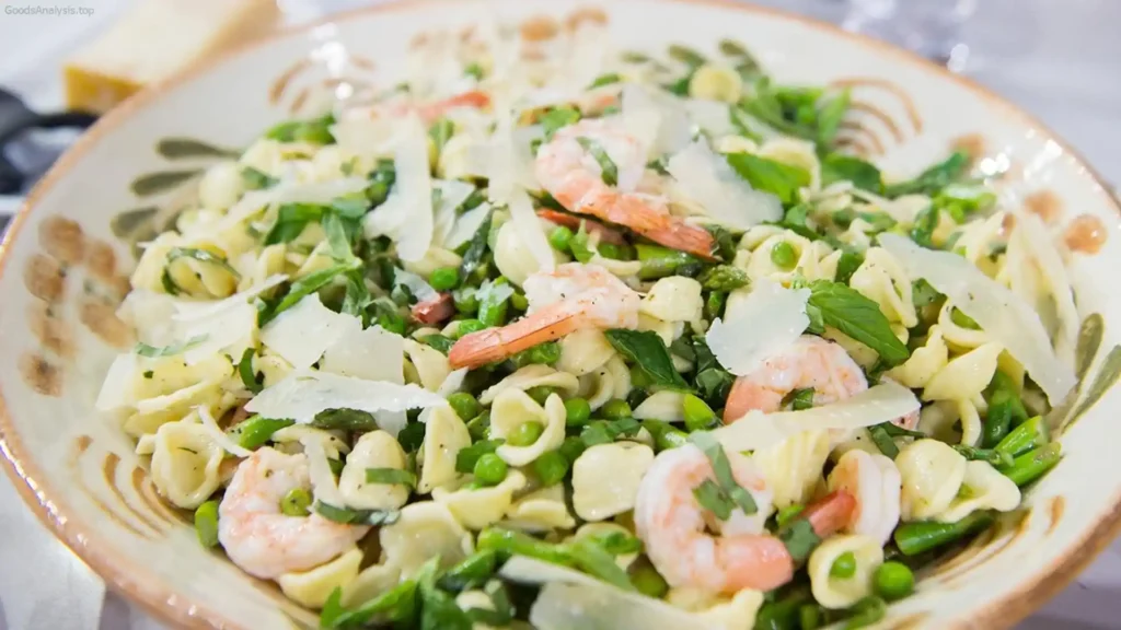 The Classic Pasta Salad Recipe Everyone Should Try  