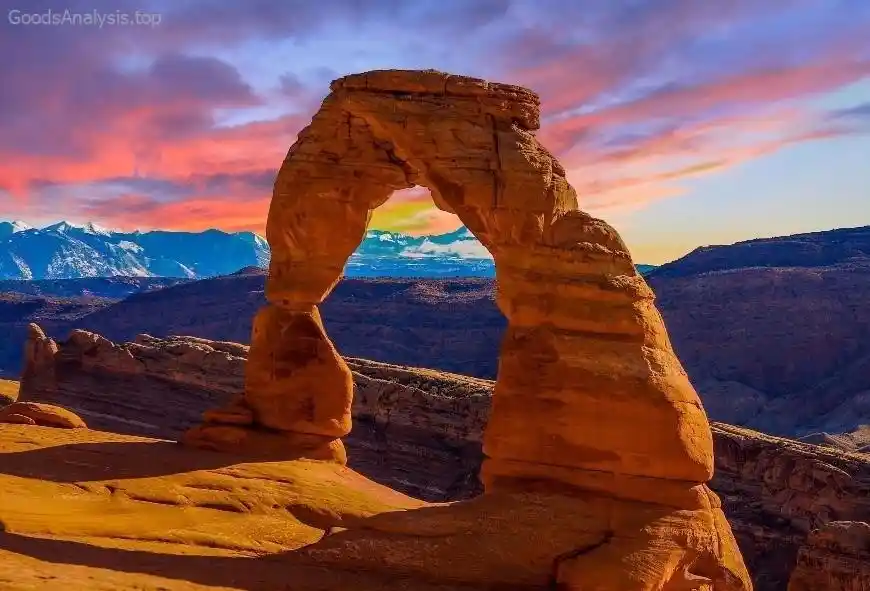 A Local’s Guide to Arches National Park – What to See and Do  