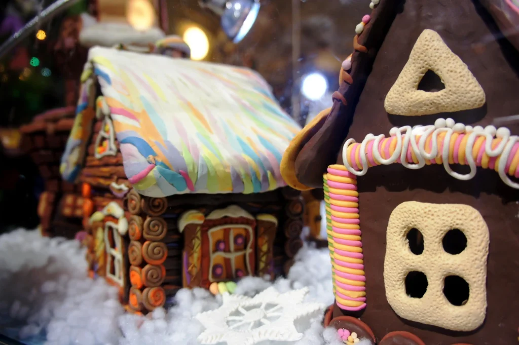 Beginner’s Guide to Crafting the Perfect Gingerbread House  