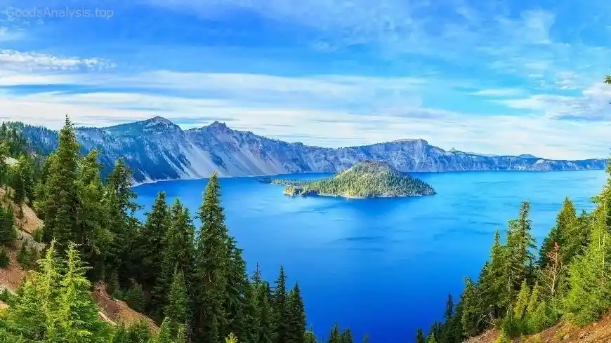 The Magic of Crater Lake: Tips for First-Time Visitors  