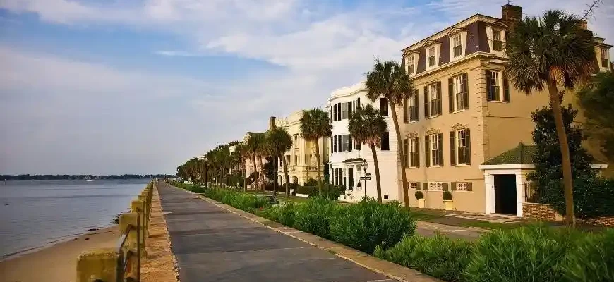 A Local’s Guide to Charleston Waterfront Park