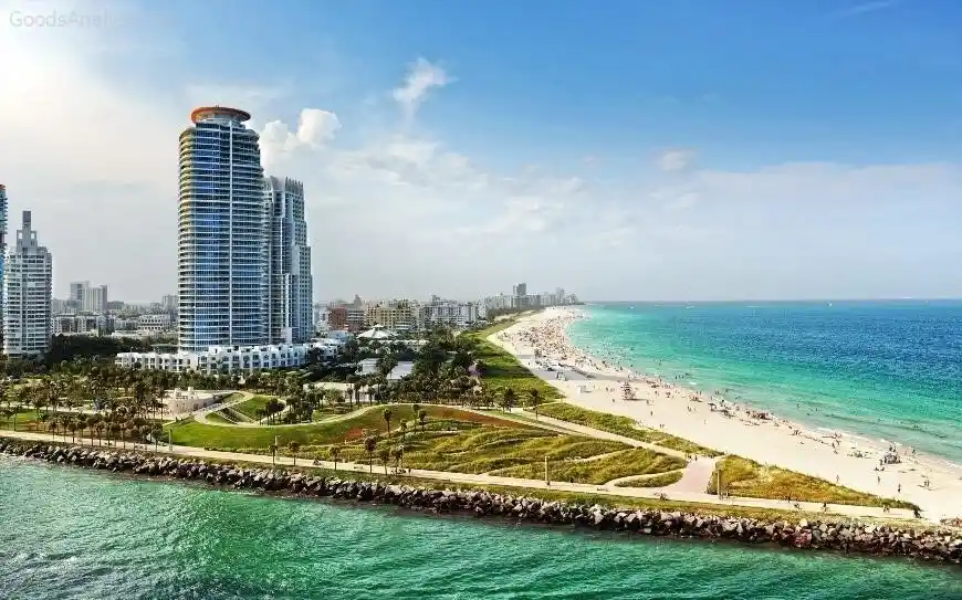 Visiting Miami Beach: Top Recommendations and Practical Tips  