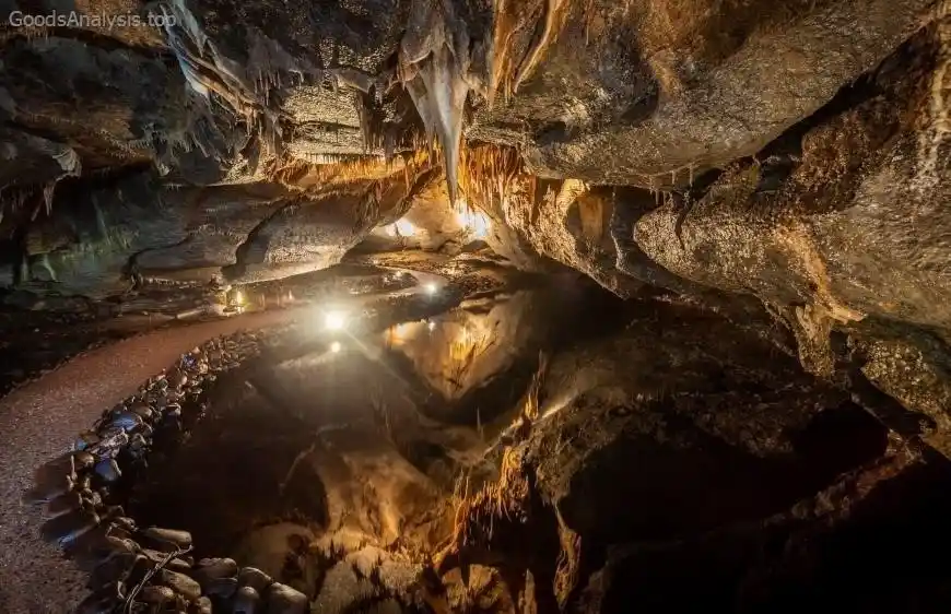 How to Photograph Carlsbad Caverns: Best Spots for Pictures  