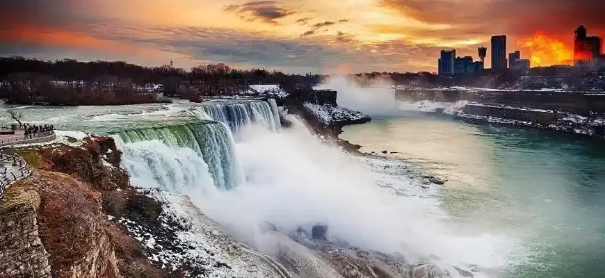 Niagara Falls State Park: Perfect for Groups and Families