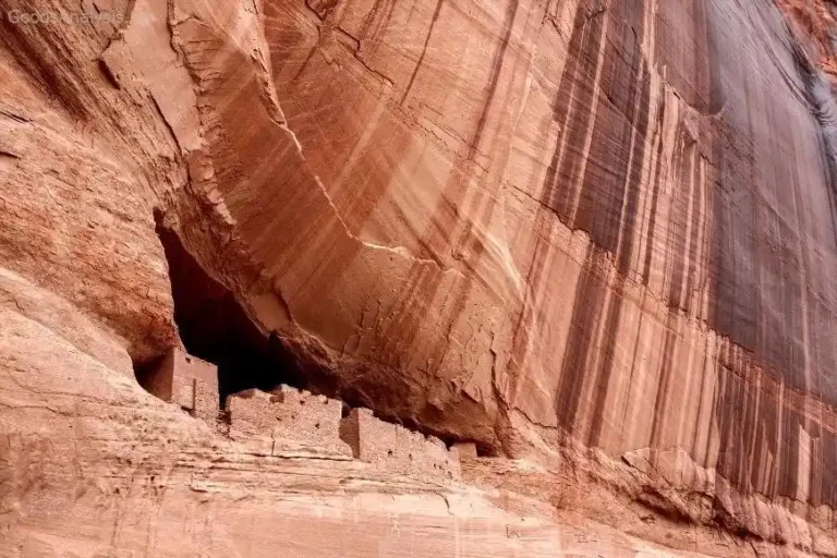 Exploring the Navajo Nation: A Day at Canyon de Chelly National Monument  