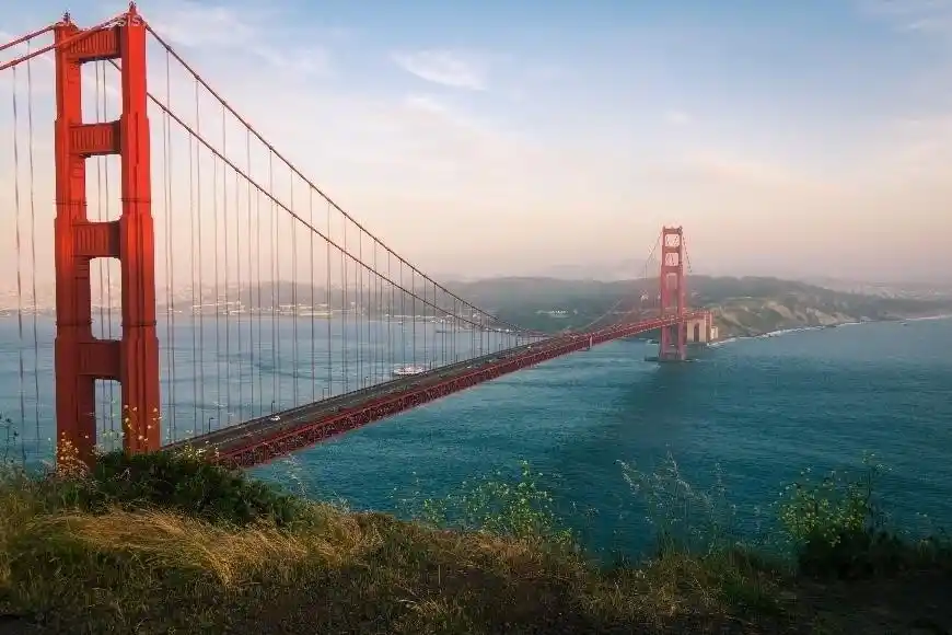 Your Ultimate Travel Guide to the Golden Gate Bridge in San Francisco  