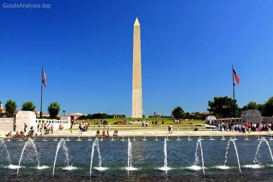 The National WWII Memorial: Exploring Its Architecture and History  