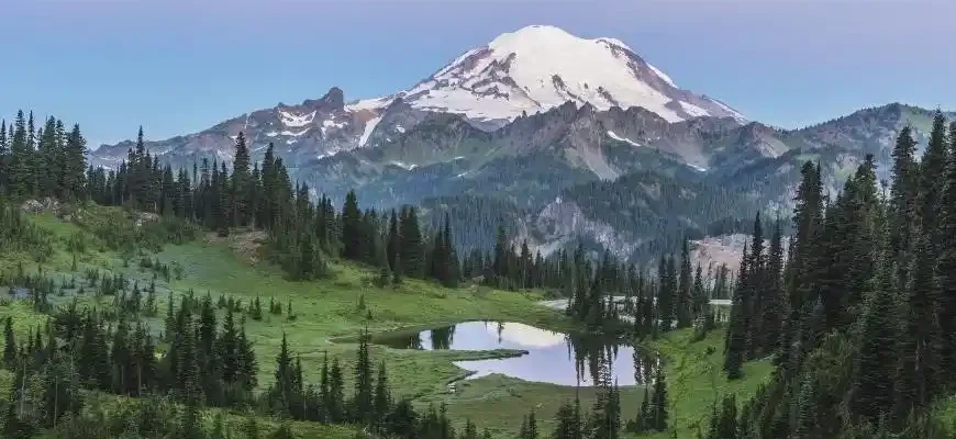 How to Explore Mount Rainier’s Stunning Glacier Views