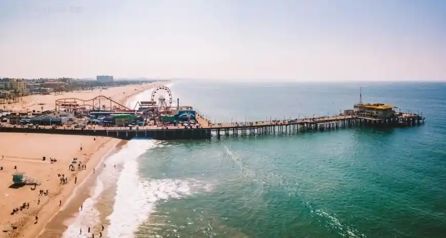 Santa Monica Pier Travel Guide: Must-See Attractions and Tips  