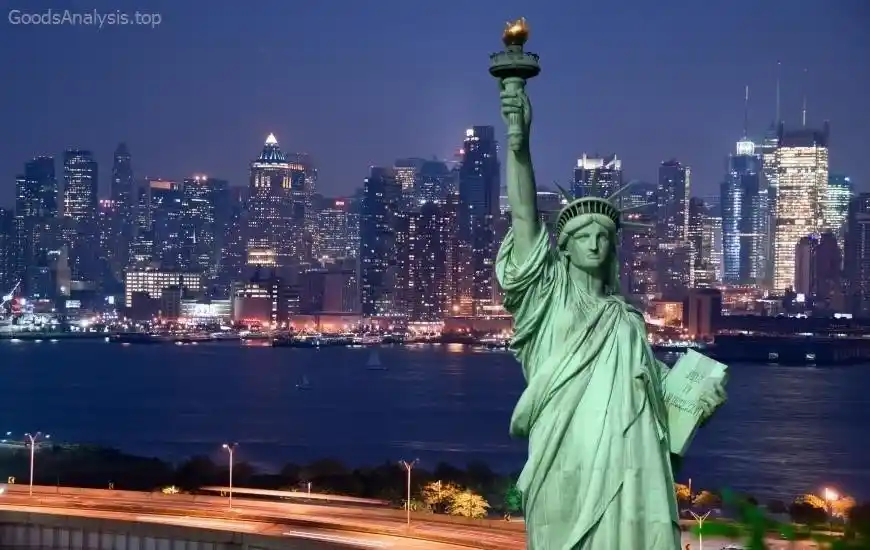 Discover the Statue of Liberty: Must-See Sights on Liberty Island  