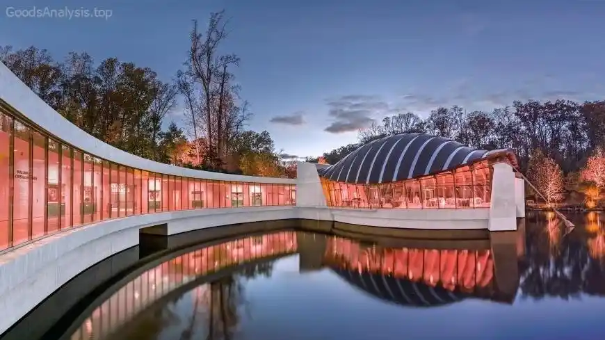 Exploring Crystal Bridges Museum: A Journey Through American Art  