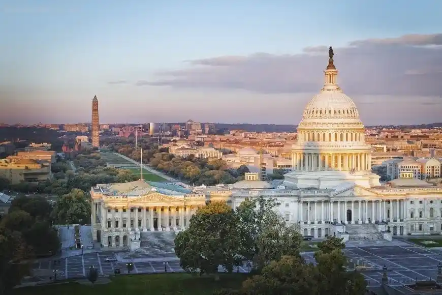 The National Mall: Monuments, Museums, and More  