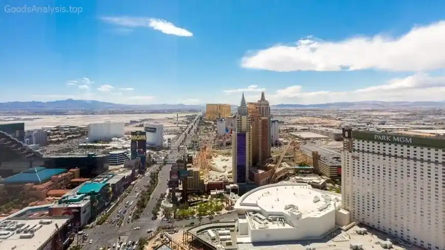 The Best Time to Visit The Neon Museum Las Vegas: Your Travel Tips  