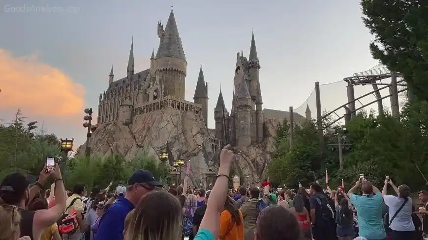 Must-See Landmarks and Rides in The Wizarding World of Harry Potter Orlando  