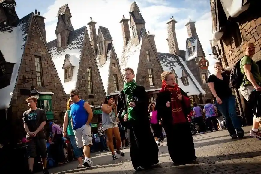 Why The Wizarding World of Harry Potter is a Must-See in Orlando  