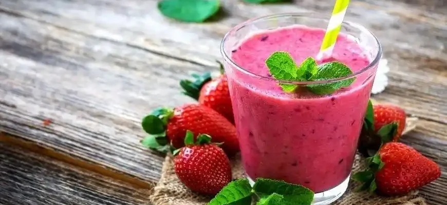 Berry Smoothies: The Key to Staying Healthy All Year Round