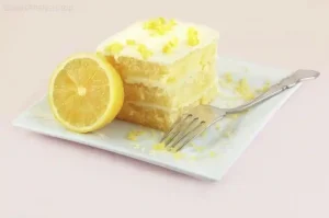 How to Make a Homemade Lemon Cake from Scratch  