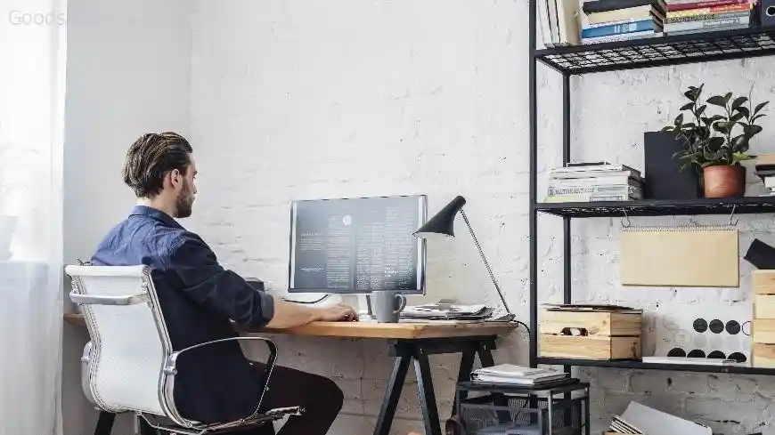 Top Tips for a Tidy Desk  