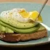 Perfect Poached Eggs for Busy Mornings: A Simple Recipe