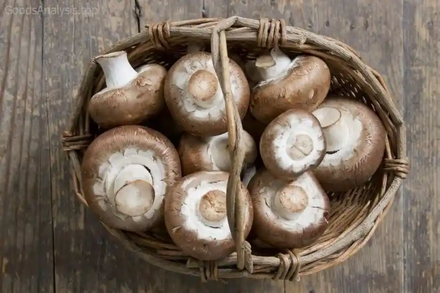 Stuffed Mushrooms with Garlic and Herbs: Simple Yet Elegant  