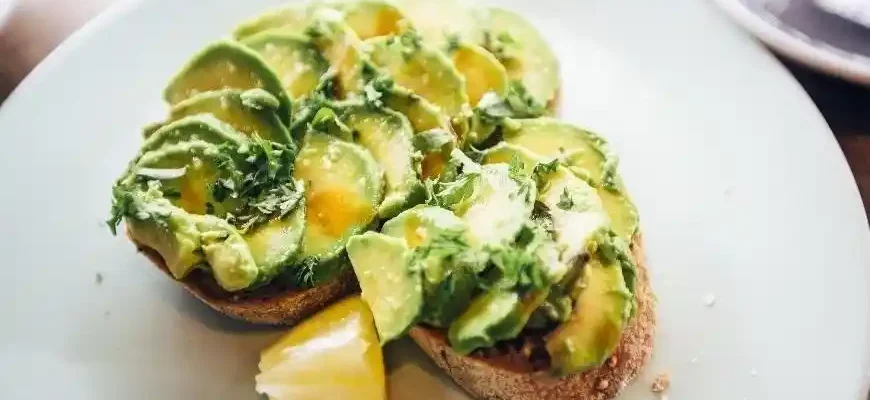 Why You Should Switch to Whole Grain for Your Avocado Toast